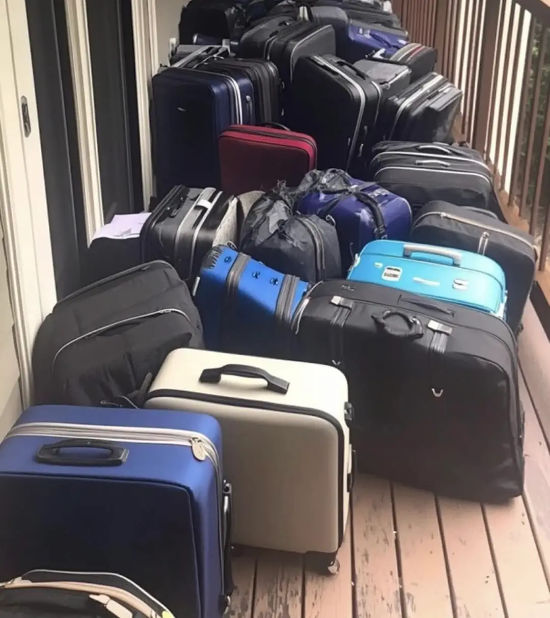 My Sister Kicked Me Out of the House After Our Father’s Death — But She Didn’t Know He Had Foreseen It