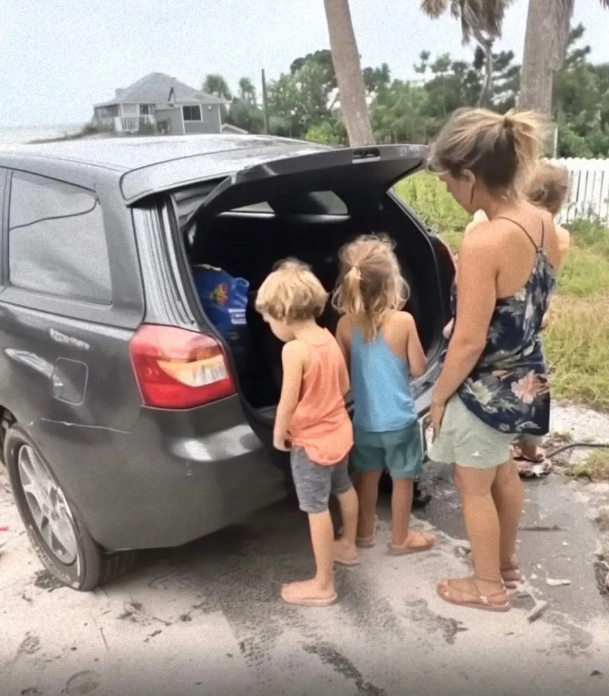 A single mother of four bought a pre-owned car, and when she got home, the seller urged her to check the trunk