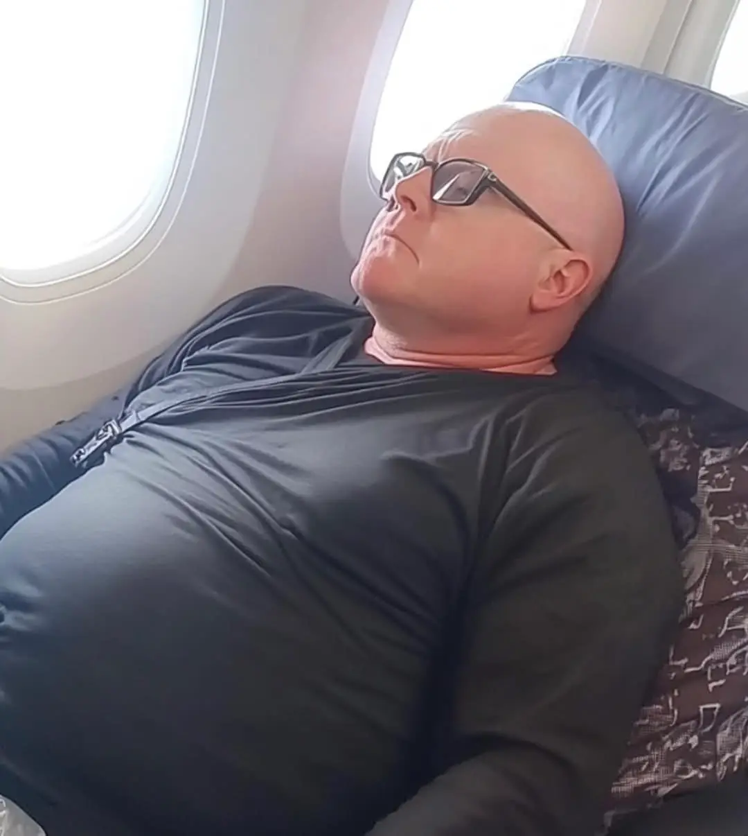 Arrogant Passenger Reclined His Seat in My Face – I Gave Him Payback That Made Him Retreat Fast