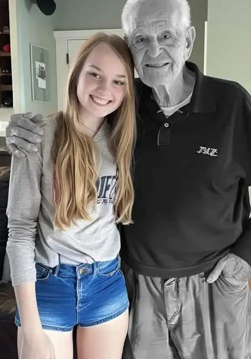 At My Grandfather’s Funeral, a Stranger Handed Me a Note