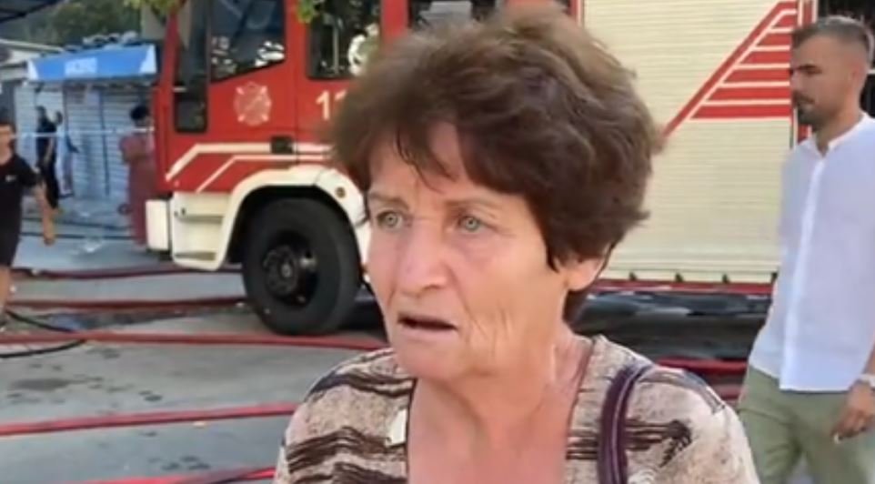 ‘Zjarri u përhap në të gjithë tregun për 5 minuta’! Flasin pronarët e dyqaneve në Durrës: Kisha 10 mln lekë mall. Jemi rrënuar