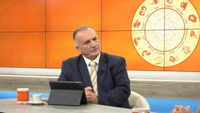 Astrologu Jorgo Pulla: Fati i madh është pas “derës”, ja 3 shenjat që do të kenë periudhën më të mirë