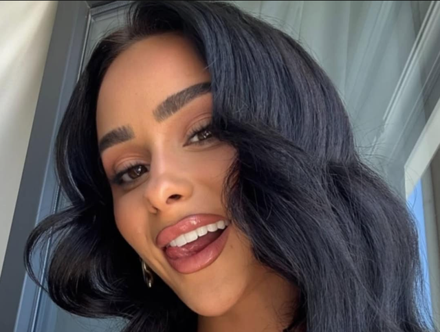 Egli Tako më në fund e gjen dashurinë e vërtetë, e pret me trëndafila – kaq romantik se ka pasur as Olsin as Gjestin