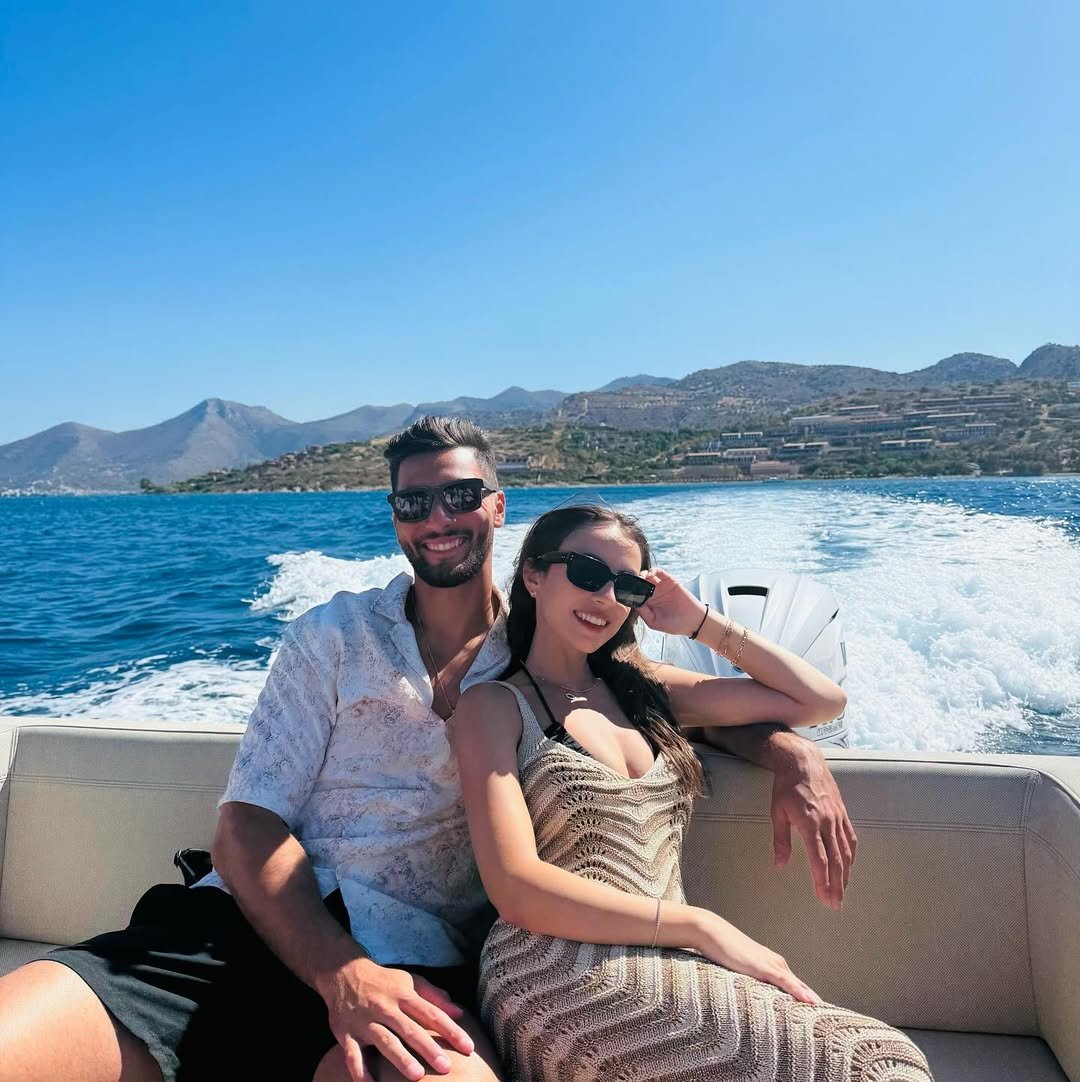 thomas strakosha (10)