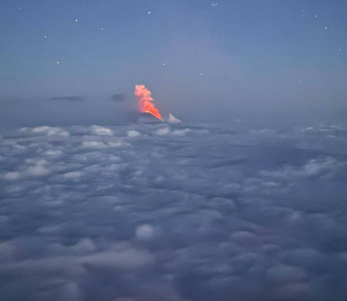 Pamjet / Shpërthen vullkani në Rusi pas tërmetit 8.8 ballë