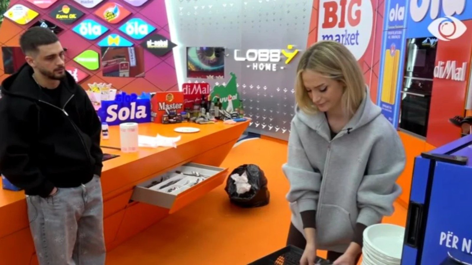 “Unë nuk jam budallaqe…”/Selin diskuton me Gimbon: Nuk dua të të ndikoj nëse ti…