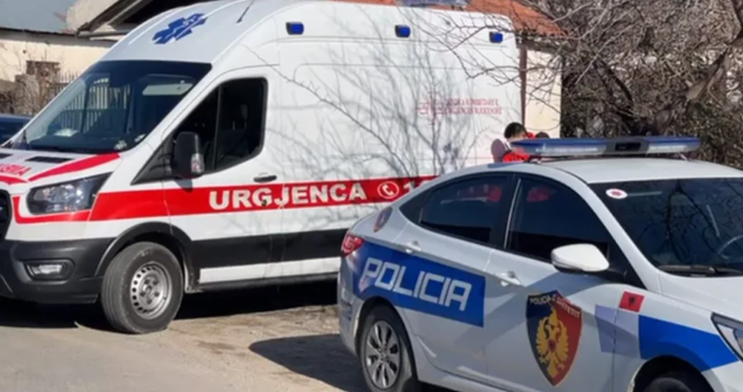 Sherr me thika, dy të plagosur rëndë; 27-vjeçari niset me urgjencë për Tiranë