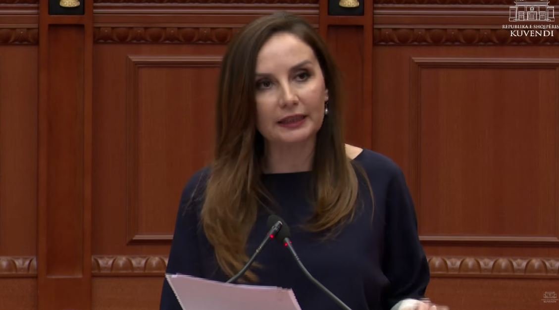 “Biznesi është në krizë, profesionistët e lirë të bllokuar” – Tabaku: S’po marrin as shërbimin më minimal! Qeveria mban medalje të kota! Kush mban përgjegjësi për këtë?